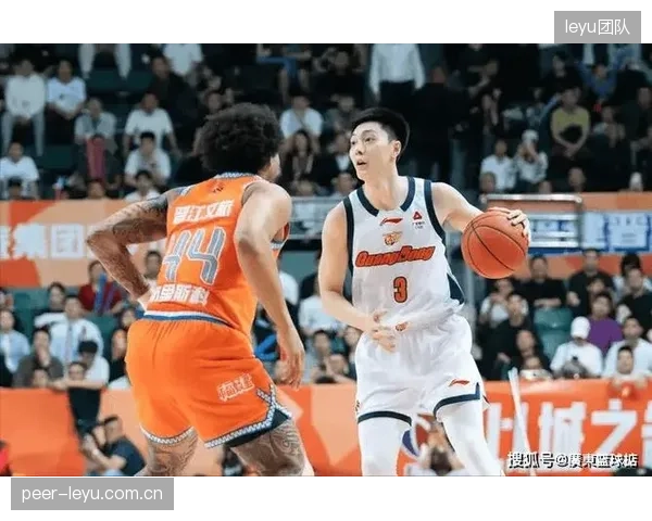 广东队本赛季表现滑坡，常规赛仅列第五且无任何球员获个人奖项。